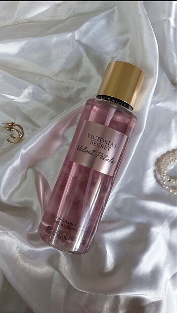 Victoria Secret Velvet Petals Body Sprey