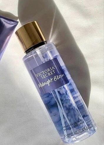 Victoria secret midnight bloom body sprey