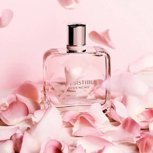 Givenchy İrrestibble Lüks Parfüm