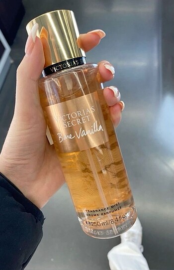 Victoria Secret Bare Vanilla Lüks Body sprey