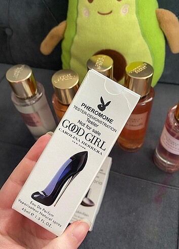 Carolina herrera good girl tester