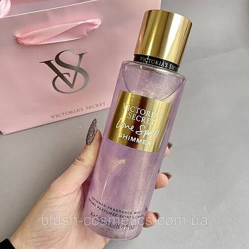 Victoria secret love spell shimmer sprey