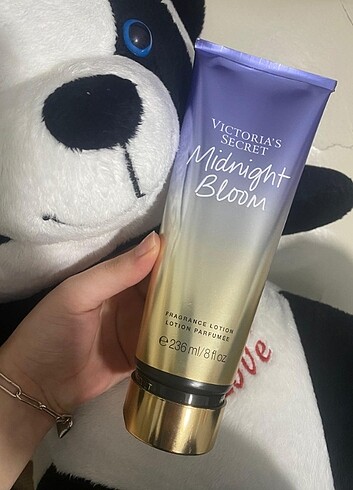 Victoria s Secret Victoria secret midnight bloom body losyon 
