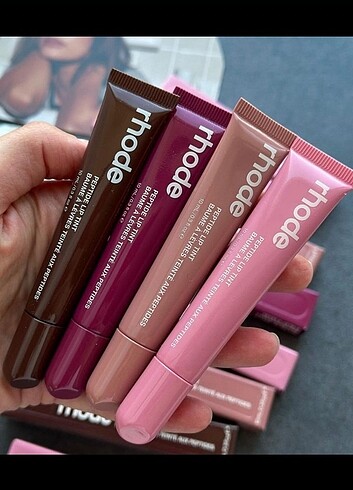 Hailey bieber rhode lipstick sıfır orjinal