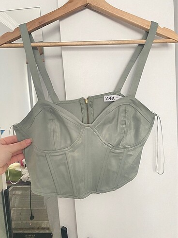 m Beden yeşil Renk Zara haki saten kaliteli kalın toparlayocı büstiyer