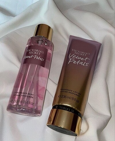 Victoria Secret Velvet Petals Sprey ve losyon