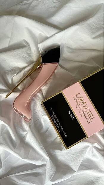 Carolina Herrera Good Girl parfüm