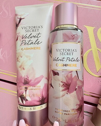 Victoria secret Velvet Petals Cashmere