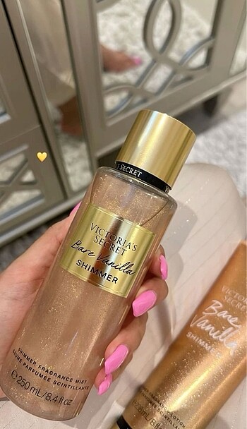 Victoria Secret Bare Vanilla Shimmer sprey