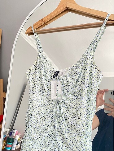 m Beden yeşil Renk H&M büzgü detay şık elbise