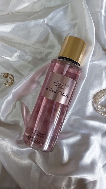 Victoria Secret Velvet Petals Body Sprey