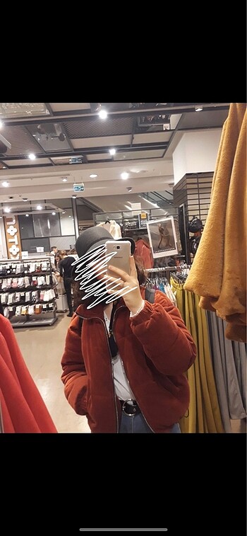BERSHKA MONT