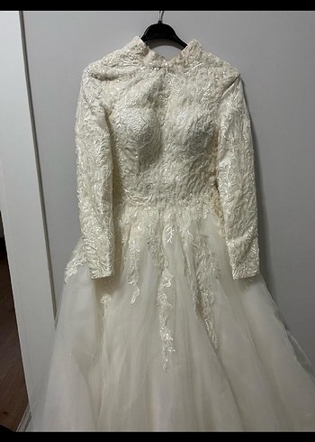 Uzun Kollu Beyaz Gelinlik - Görsel 2