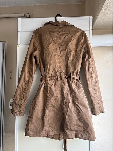 Pull and Bear Trenckot