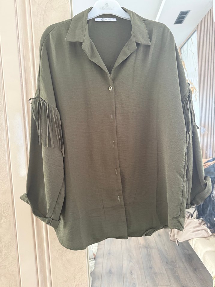 Haki yeşil tonu çok güzel arkası ve kolları püsküllü - Görsel 2