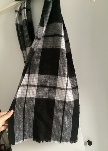 Siyah Beyaz Kareli Atkı - Görsel 2