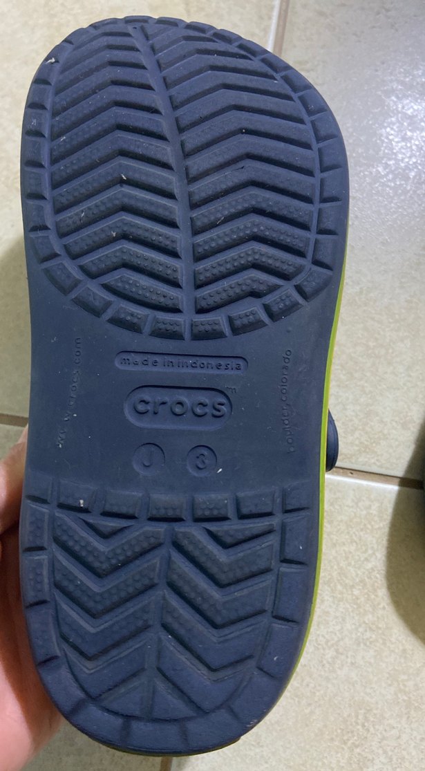Erkek Çocuk Pop Kültür Desenli Mavi Terlik crocs orjinal - Görsel 4