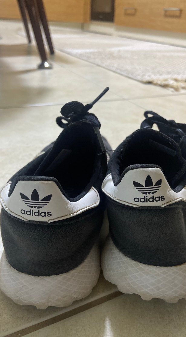 Siyah Adidas çocuk spor ayakkabı orijinal - Görsel 2