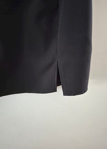 Siyah Mini Yırtmaçlı Elbise Sıfır Ürün "L" beden - Görsel 2