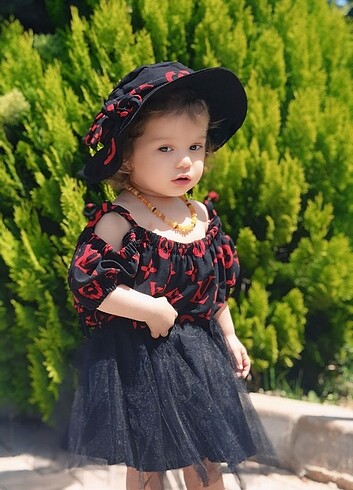 3/8yas arası şapkalı elbise 