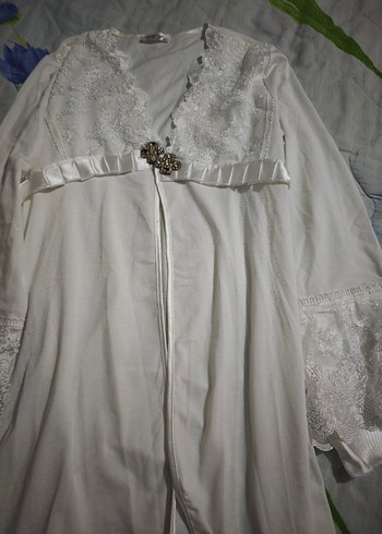 Uzun Beyaz Nakışlı Bohem Kadın Sabahlık - Görsel 3