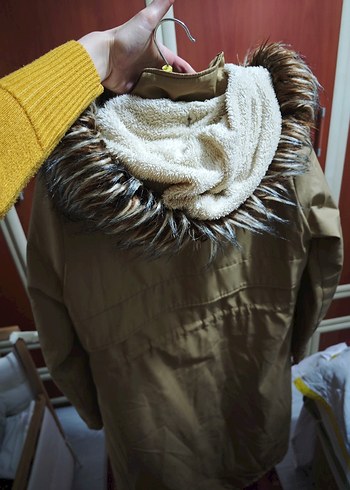 Düğmeli Kahverengi Kadın Uzun Sokak Stili Ceketi - Görsel 4