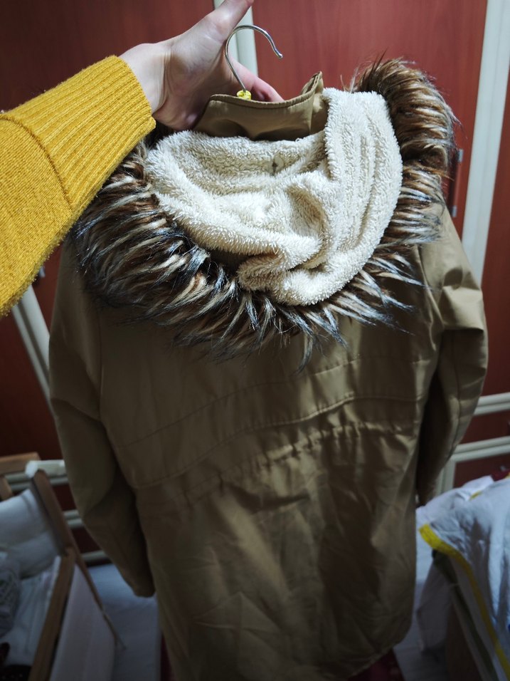 Düğmeli Kahverengi Kadın Uzun Sokak Stili Ceketi - Görsel 4