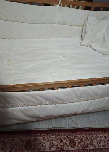 bursa içi Beyaz Bebek Beşiği ve Yumuşak Yatak Seti (60*120) - Görsel 2