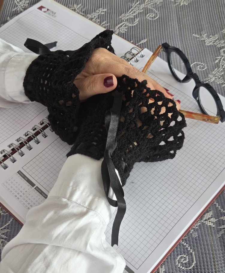 Gotik Örgü Eldiven/Kolluk - Görsel 4