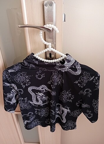 l Beden Siyah crop