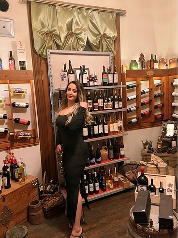 l Beden siyah Renk Yırtmaçlı Elbise