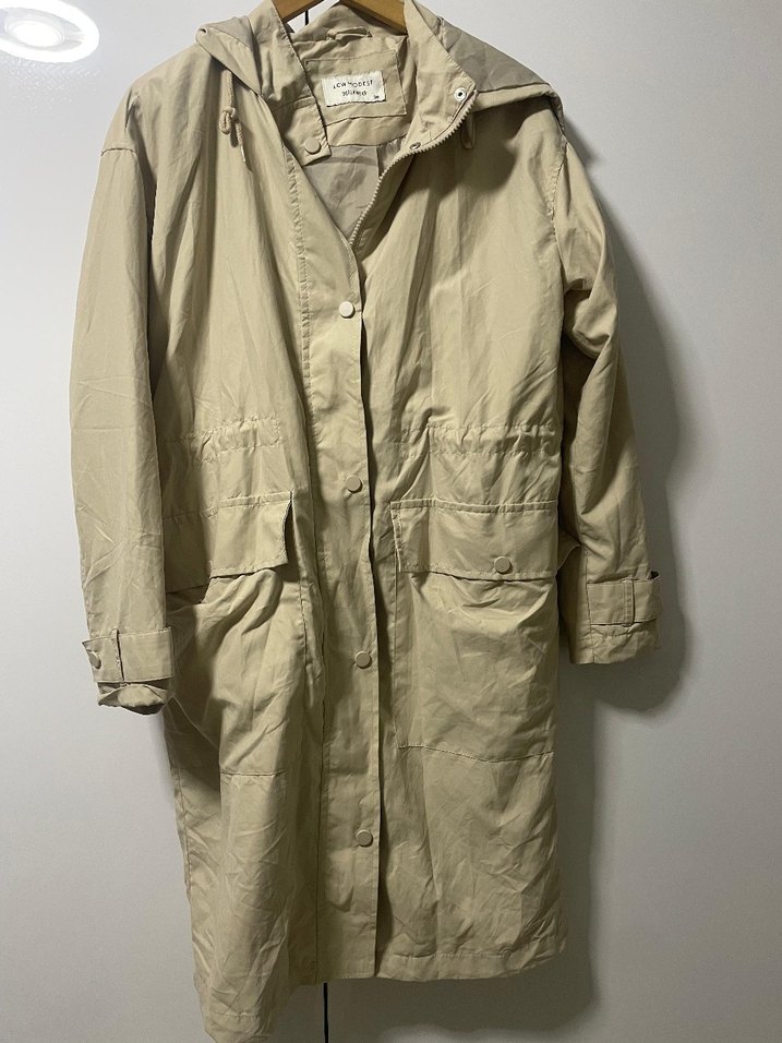 Bej Uzun Kadın Yağmurluk - Görsel 3