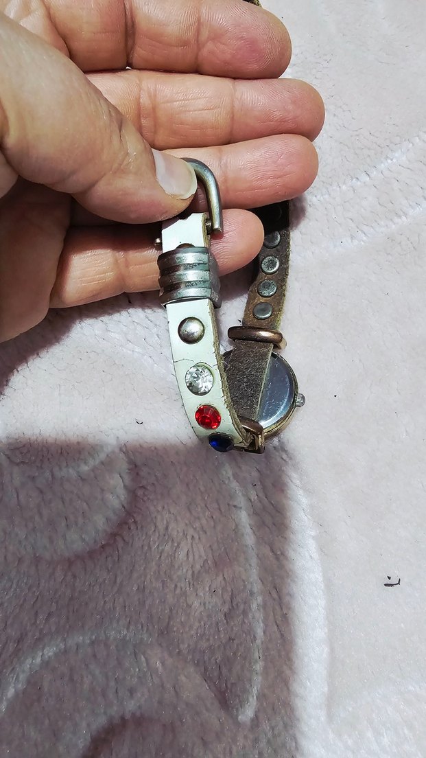 Renkli Payetli Paris Kulesi Kadın Saati - Görsel 3