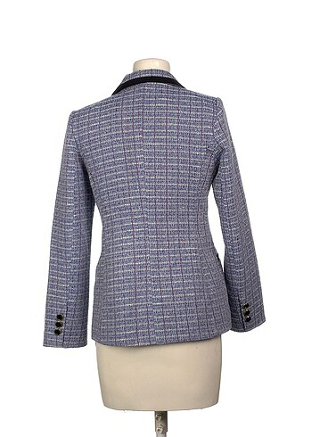 m Beden Diğer Blazer %70 İndirimli.