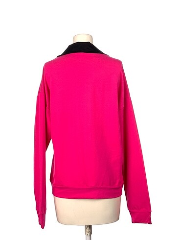 m Beden Diğer Sweatshirt %70 İndirimli.