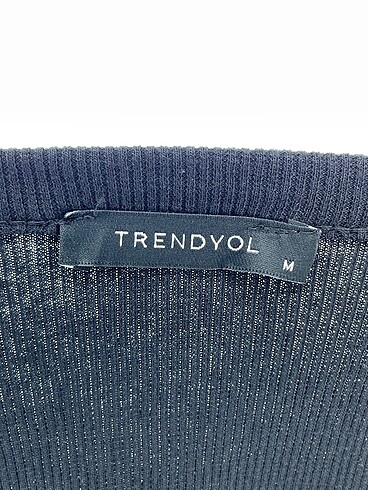 m Beden siyah Renk Trendyol & Milla Bluz %70 İndirimli.