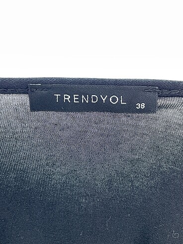 38 Beden siyah Renk Trendyol & Milla Bluz %70 İndirimli.
