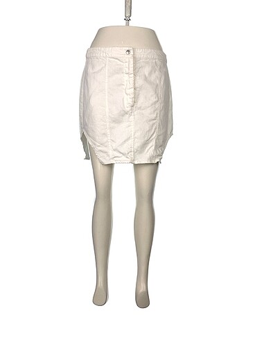 Bershka Mini Etek %70 İndirimli.