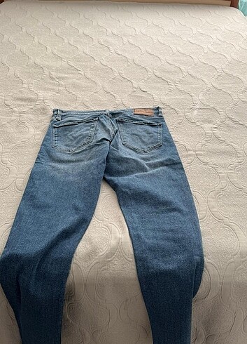 32 Beden Mavi jean kot pantolon