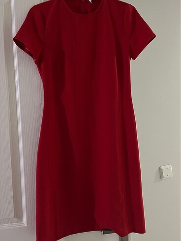 Zara kırmızı elbise