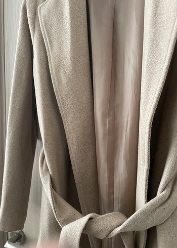 Bej Kemerli Uzun Kadın Klasik Kaban - Görsel 2