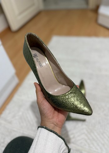 Parlak Yeşil Yılan Derisi Desenli Stiletto - Görsel 2