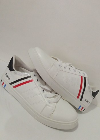 Erkek Beyaz Çizgili Spor Ayakkabı - Görsel 2