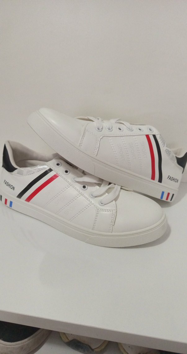 Erkek Beyaz Çizgili Spor Ayakkabı - Görsel 4