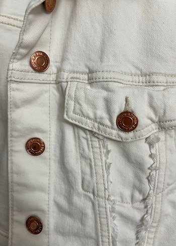 H&M Beyaz Düğmeli Kot Ceket - Görsel 2