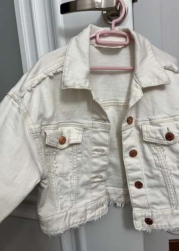 H&M Beyaz Düğmeli Kot Ceket - Görsel 3