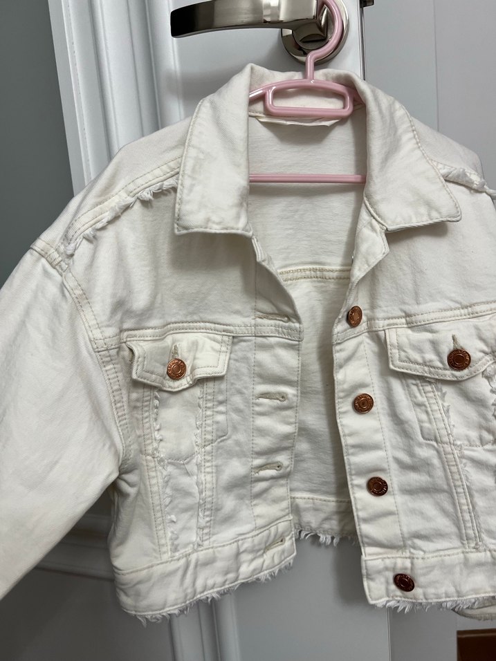 H&M Beyaz Düğmeli Kot Ceket - Görsel 3