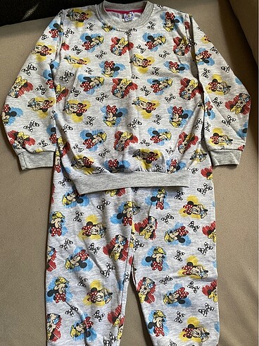 9/10 yaş Eşofman/Pijama Takımı