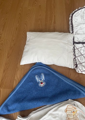 Nakış Detaylı Beyaz Bebek Uyku Seti 7 parça - Görsel 8