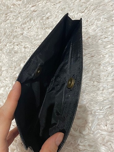 H&M El çantası cüzdan gibi kulanılır
